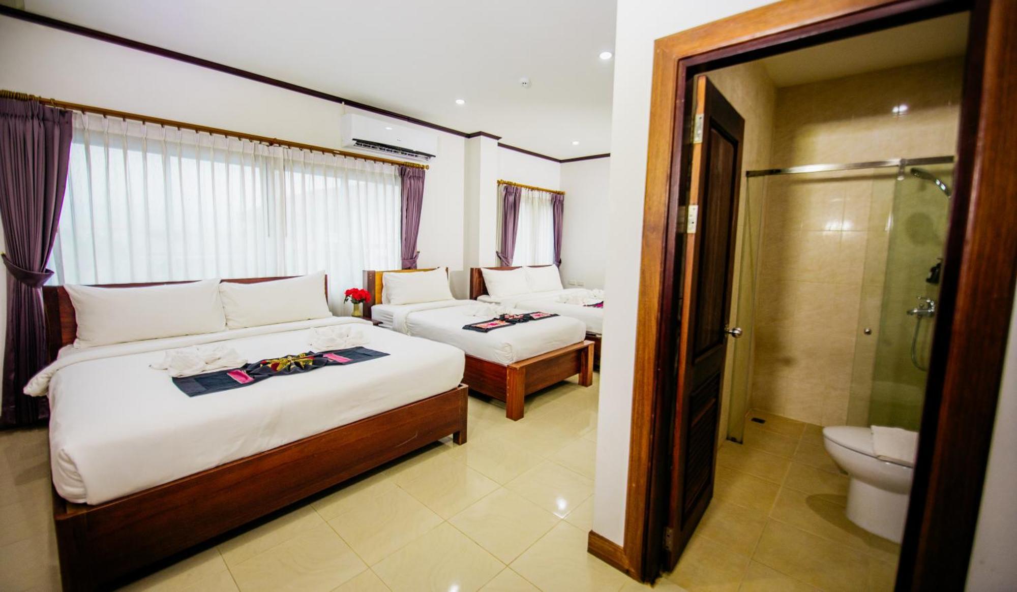 Sisombat Plaza Hotel Vang Vieng Εξωτερικό φωτογραφία